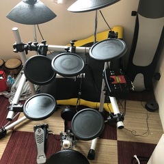 YAMAHA電子ドラムの画像