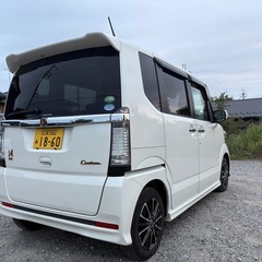 N Box カスタム2年付すぐ乗れるの画像