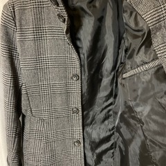 CavariAグレー系チェック柄 チェスターコートの画像