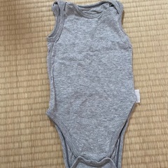 【90】2枚セット UNIQLO ロンパース 肌着の画像