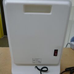 ◆お引取り限定/三重県/値引不可(値引きコメント返信不可)◆中古 日本タイガー電器 セラミックファンヒーター [G-271]の画像
