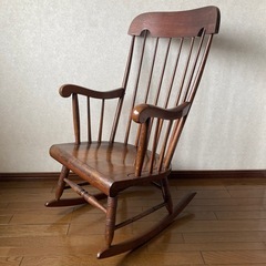 キツツキ ロッキングチェア 家具の中古が安い！激安で譲ります