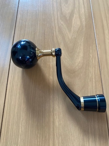 20ソルティガ純正ハンドル