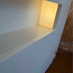 I2302   ローダブルベッド　ローベッド　ベット　LEDライト、コンセントつき付きの画像