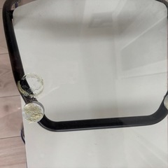 100円です！ガラステーブルの画像