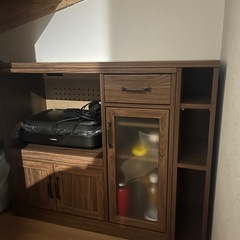 食器棚の画像