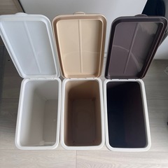【譲渡者確定】ゴミ箱3個セット　室内使用の画像