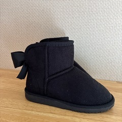 a.v.v　子供用ムートン風ブーツ　19㎝の画像