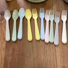 IKEA 食器セット(お取引き中)の画像