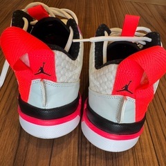 ジョーダン メンズ ホワイノット ゼロ３ Jordan Why Not Zero.3 SE バッシュ Sail/Black Spruce/Aura Flash美中古品の画像