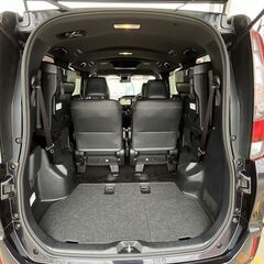 ✨🎉【車を買うなら今が超チャンス！】🎉✨ オトロン岐阜店イチオシ！大人気の『トヨタ エスクァイア　ハイブリッド 　Ｇｉ　ブラックテーラード』登場🎊最大10万円がお得🎊 期間限定キャンペーン実施中！の画像