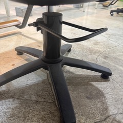 美容室　セット椅子　　の画像