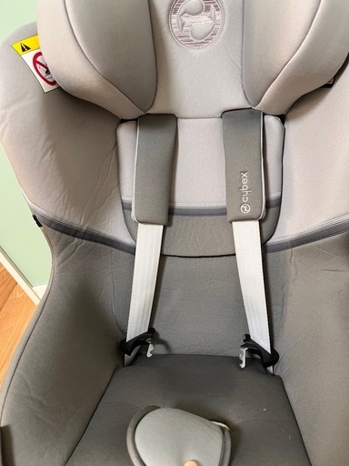 cybex シローナ チャイルドシート　新生児〜18kg（4歳頃）まで　（引き渡し者決定）
