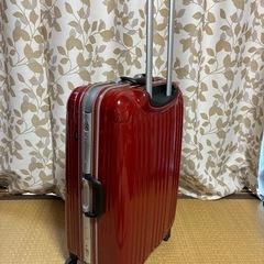 キャリーケース スーツケース ワイン系の画像