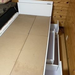 シングルベッドマットレスの画像