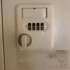ナンバーロック 施錠 ロッカーの画像