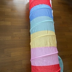 トンネル遊びの画像