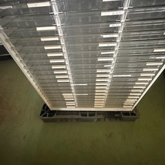 クリスタルトレーキャビネット の画像