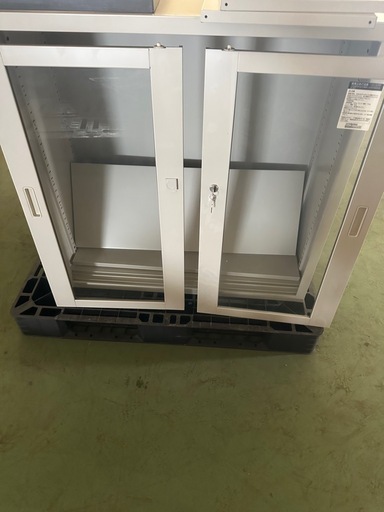 キャビネット 書庫 引戸