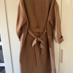 ウールロングコートの画像