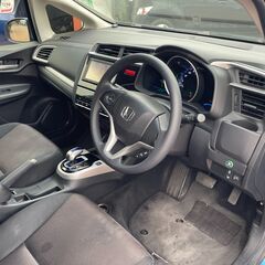 車検2年付き　　　H26年式　（ホンダ　フィットHV　）49.8万円　（13063）の画像
