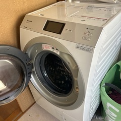 ドラム式全自動洗濯機の画像