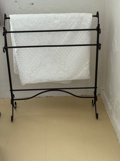 アイアン製タオルハンガー