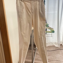 定価16000円　stola.もちもちテーパードパンツ