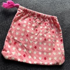 ハンドメイド　いちご🍓巾着袋　コップ入れ　コップ袋の画像