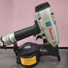【中古】マキタ　常圧釘打機　50ｍｍ下地用　AN504　ケース、オイル付き【ハンズクラフト熊本けやき通り店】【店頭取引限定】の画像