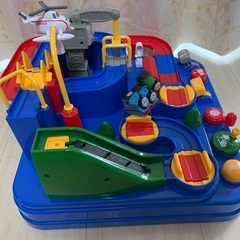 学研 きかんしゃトーマス レッツゴー大冒険! トーマス2台、パーシー１台の画像