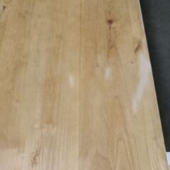 ダイニングテーブルの画像