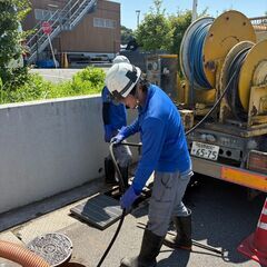 インフラ清掃作業員/未経験・フリーター歓迎/各種保険完備/社員登用制度あり/過去大学生から社員になった実績あり/人に恵まれ３年間離職者０人の画像