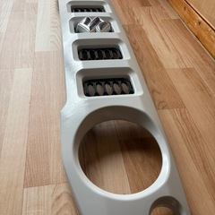 ジムニー　JB64 フロントグリル　ホワイト塗装済の画像