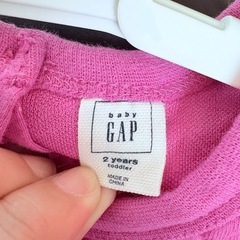 baby GAPプルオーバー95㎝の画像