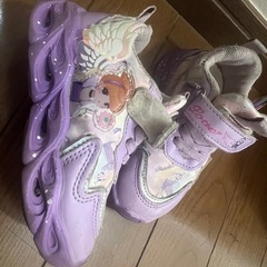 女の子 光るくつの画像