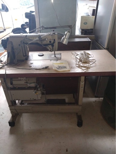 高速度安全ミシン