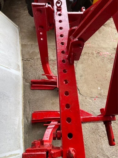 甘薯　芋掘り機　掘り取り機　