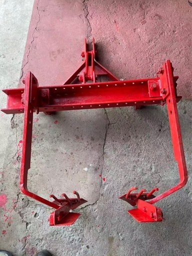 甘薯　芋掘り機　掘り取り機