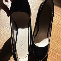 黒のハイヒール（サイズ25.5）の画像