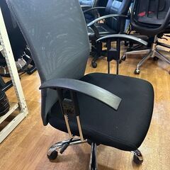 【リサイクルストアスターズ城西店】 【中古品】黒×グレーオフィスチェア　回転式キャスター付きの画像