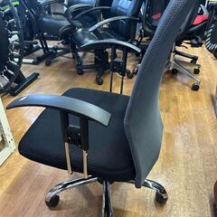 【リサイクルストアスターズ城西店】 【中古品】黒×グレーオフィスチェア　回転式キャスター付きの画像