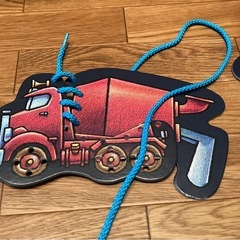 絵本　ひも通し付き　『おやすみ、はたらくくるまたち』の画像