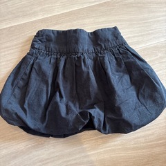 スカート𖧷パンツの画像