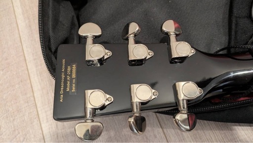【更に値下げ】ｱｺｰｽﾃｨｯｸ ｷﾞﾀｰ ARIA ﾌﾞﾗｯｸ 色々おまけあり