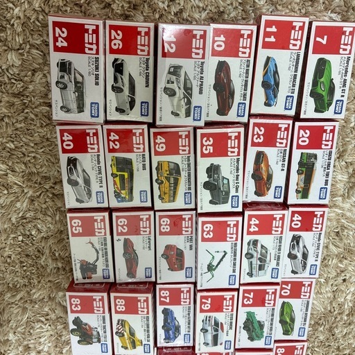 トミカ 新品未使用