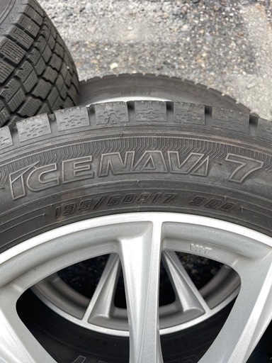 トヨタライズスタッドレス