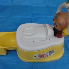子供用便座とおまるの画像