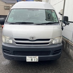 【価格交渉可】車検切れ間近！トヨタ ハイエース コミューター ディーゼル 15人乗りの画像