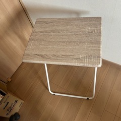 【値下げ】折りたたみテーブルの画像